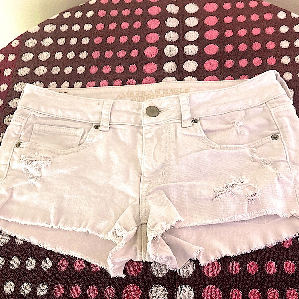**SOLD**American Eagle Distressed cut-offs (6) - Picture 1 of 6
